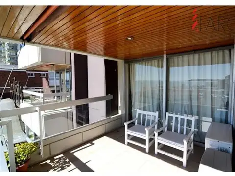 Departamento en Alquiler de 3 dormitorios