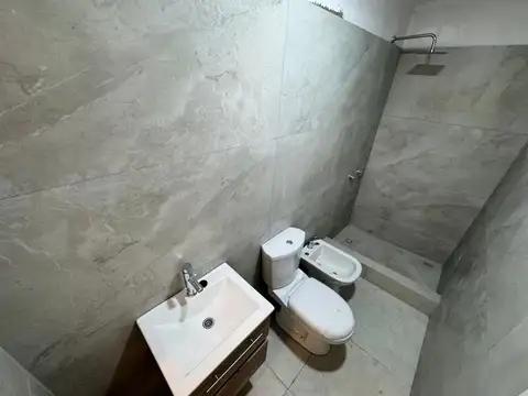 Departamento en Alquiler en San Antonio de Padua, $ 400.000