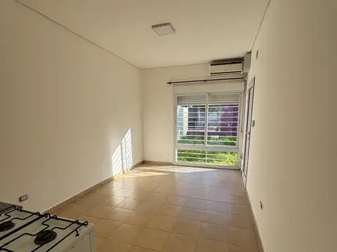 Departamento en Alquiler en Trenque Lauquen, $ 570.000