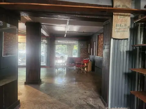 Local en Venta en Martinez Libertador / Rio, USD 380.000