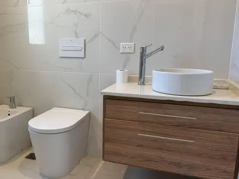 Casa en Alquiler en Club Privado Loma Verde, USD 1.300