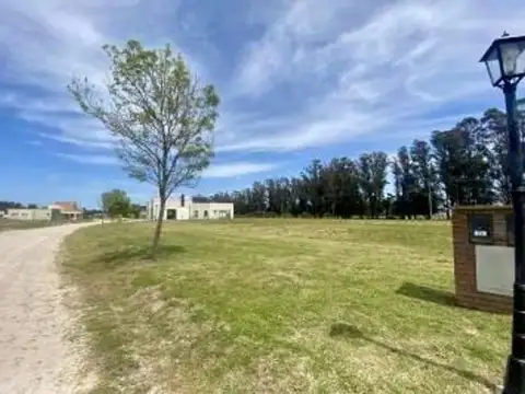 Av Atlántida 700