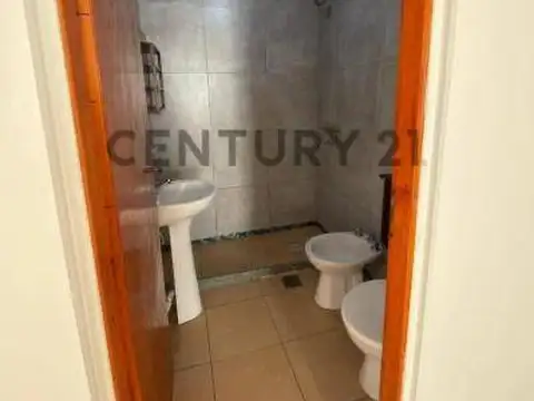 VENTA PH EN LA PLATA CALLE 71 ENTRE 121 Y 122