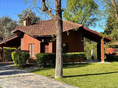 Casa en Alquiler Temporal con 1 cochera