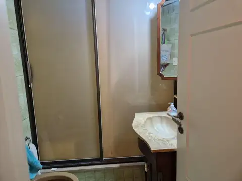 VENTA SEMIPISO 4 AMBIENTES A LA CALLE BARRIO POMPEYA