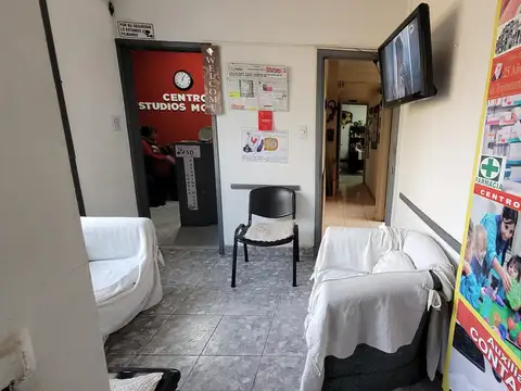 Salon en planta alta - Morón