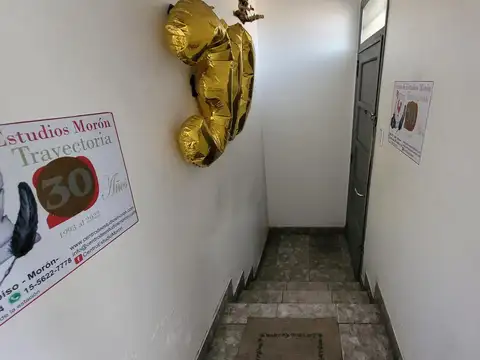 Local en Venta 40 años