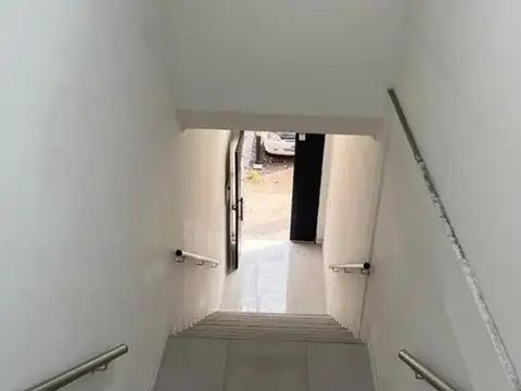 Alquiler En Avenida Rocha 400
