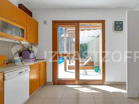 Casa en Venta en La Colina, USD 470.000