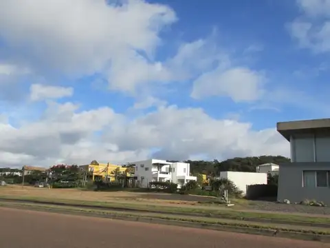 Terreno en Venta 47,25  mts Fondo