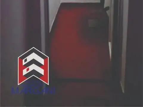 Excelente Dpto Tipo Casa 3 AMB AMPLIOS c/ COCHERA Al Frente