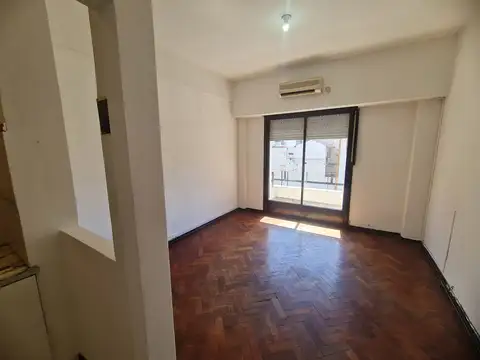 Riobamba 200, Piso 5