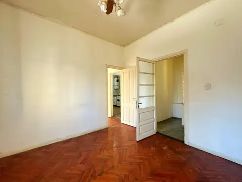 HIPÓLITO YRIGOYEN 4200
