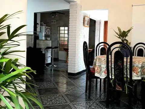 Depto Tipo Casa en Venta en Lanus Oeste, USD 115.000