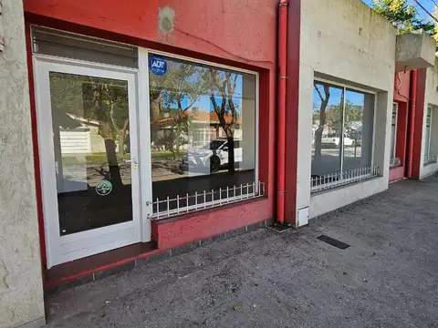 Local en Alquiler en Funes, $ 1.000.000