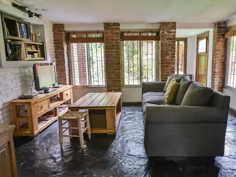 VENTA CASA QUINTA 7 AMBIENTES PILAR CENTRO