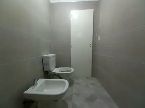 CASA EN VENTA - Parque Leloir