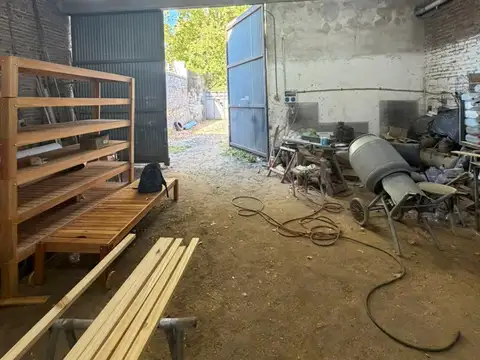 Galpon en Venta 9  mts Frente