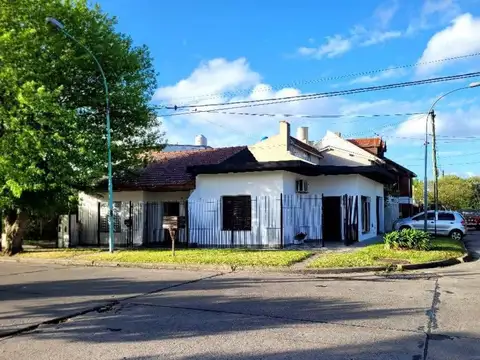 Chalet   Departamento a refaccionar Oportunidad inversor