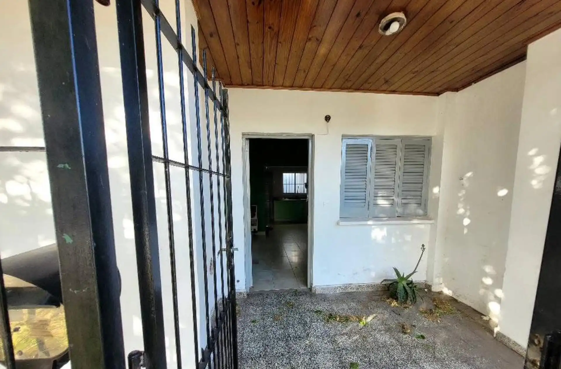 Chalet Departamento a refaccionar Oportunidad inversor