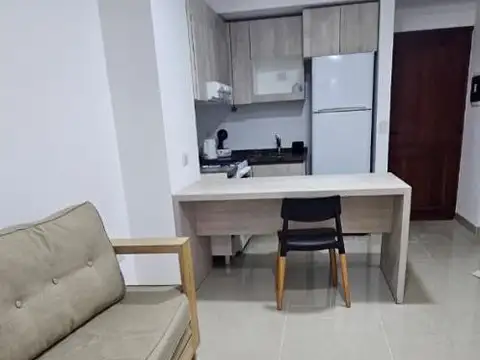 Departamento en Alquiler con 1 cocheras