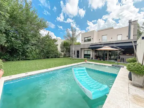 Casa en Venta de 4 dormitorios