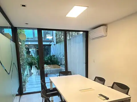 Oficina en Venta con 1 cochera
