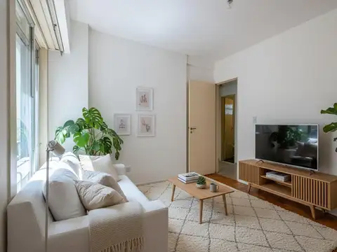 Venta Departamento 2amb-Palermo Hollywood-Balcon-Cocina separada- 2do piso por escalera-Luminoso
