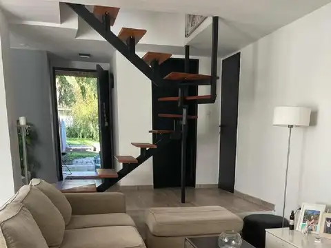 Casa En Alquiler  En Mapuche Country Club, Pilar