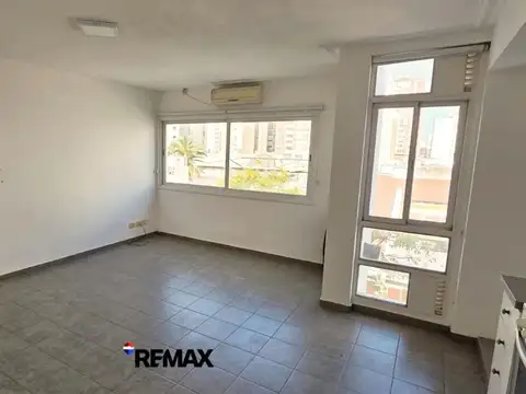 Alvarado 100