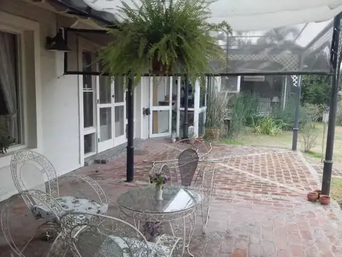 CASA 6 AMBIENTES CON COCHERAS COUNTRY SAN DIEGO