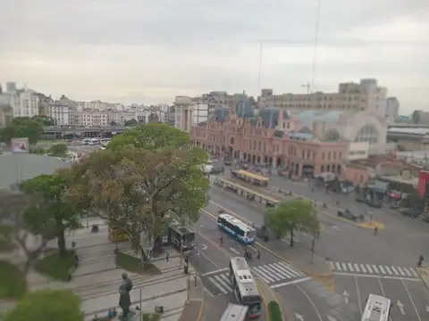 ( CONSTITUCION) ,3AMB, FRENTE, BUENA UBICACIÒN,Y ESTADO GENERAL DOBLE BALCON, VISTA PAORAMICA