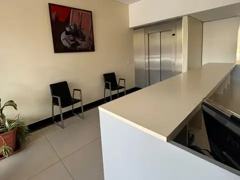 Excelente departamento en Torre Negga T. de Cruz 245