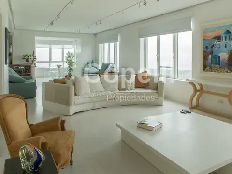 Departamento en Venta con 4 cocheras