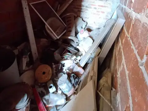 Galpon en Venta 10  mts Frente