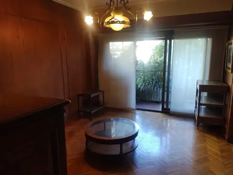 MUY LUMINOSO - OPORTUNIDAD UNICA en Recoleta