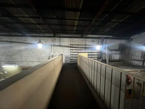 Galpon en Venta en Valentin Alsina, USD 99.000