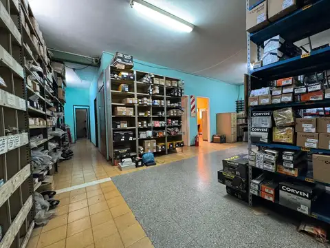 Local en Venta 40 años