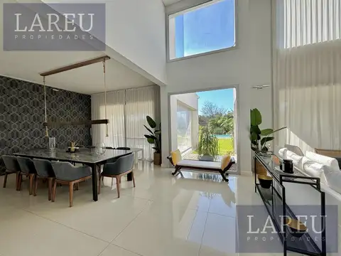 Casa en Venta de 6 dormitorios