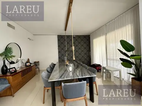 Casa en Venta en Pilar, USD 1.198.000