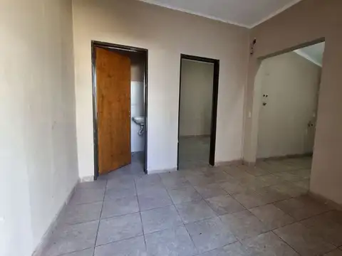 Avenida 21 esquina 127 2600
