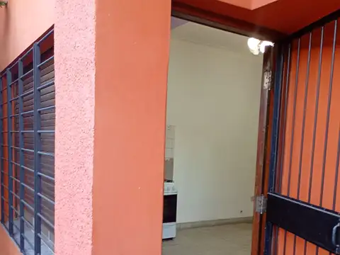 Teniente Oscar Camilli 200