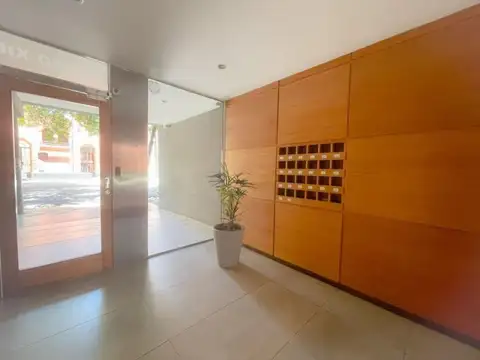 VENTA DEPTO 1 DORMITORIOAL FRENTE CON BALCÓN SANTA FE 2500