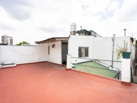Venta PH 3 ambientes - Planta baja con patio y terraza en Floresta