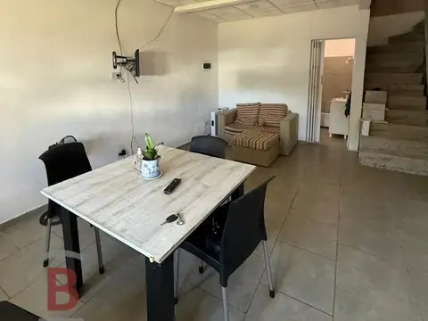 Casa en Venta en Villa Elvira, USD 50.000