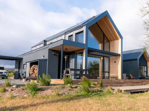 Casa en  Las marias del valle con costa de rio 