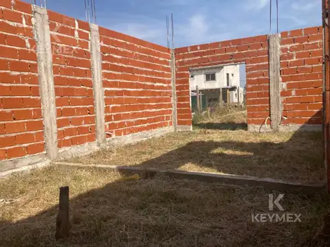 Terreno en Venta 8  mts Frente