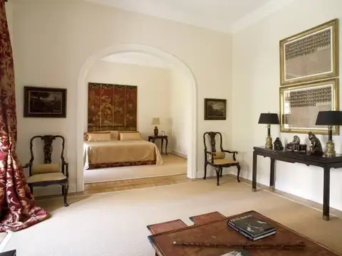 VENTA Departamento 4 dormitorios estilo francés en Recoleta