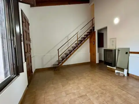 Depto Tipo Casa en Venta en Bahia Blanca, USD 64.000
