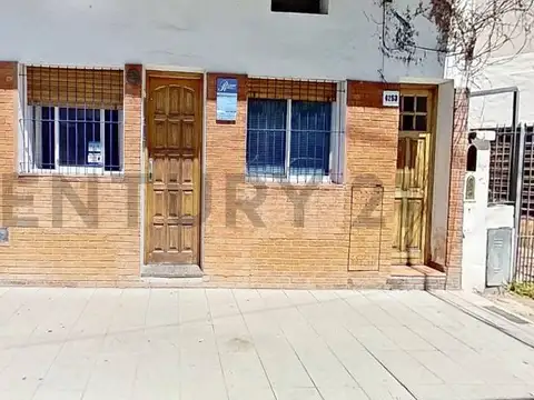 PH en venta en Wilde | Consultorio + monoambiente independiente | Potencial de r